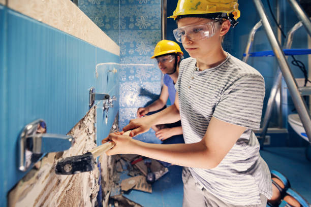 Best Mold Damage Restoration  in Wamego, KS